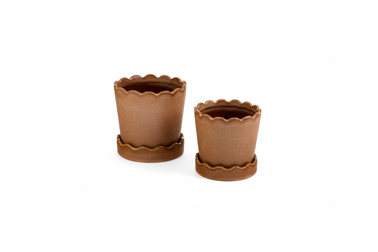 The Roselle Scalloped Planter