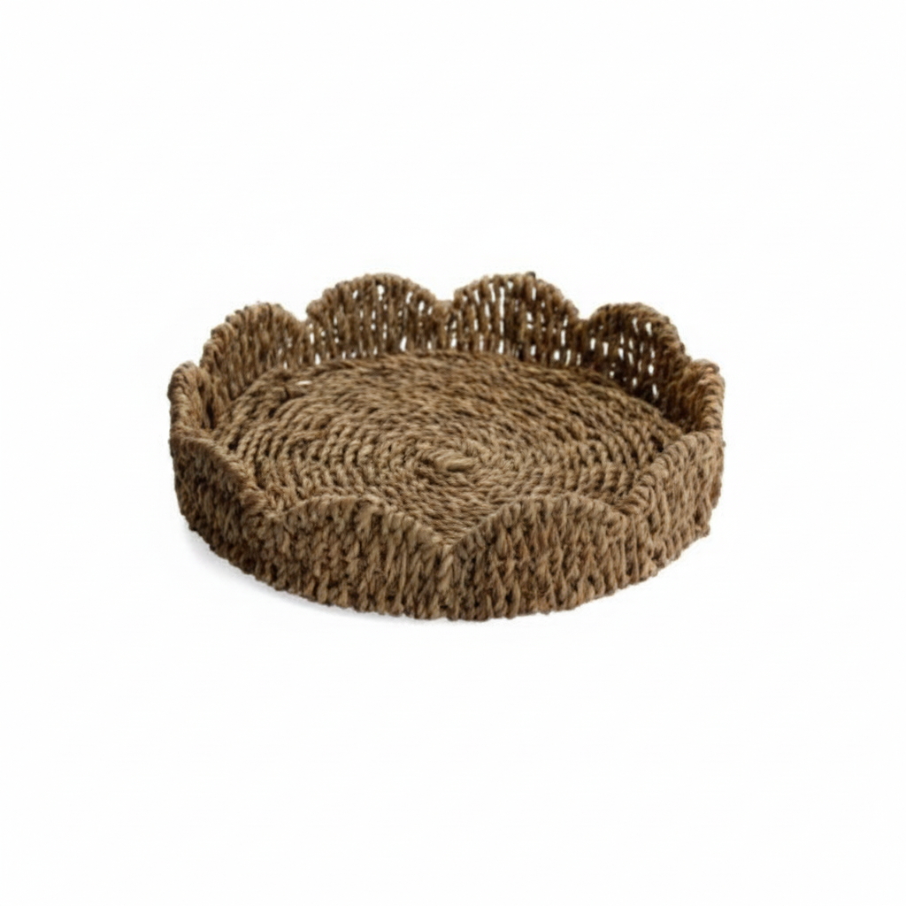 Seagrass Scalloped Tray
