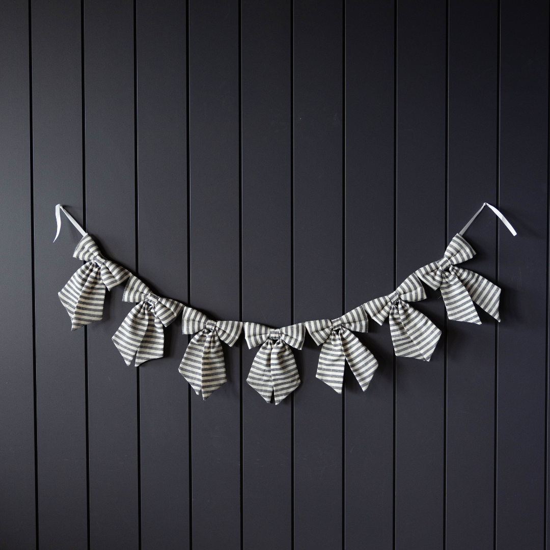 Striped Charcoal Bow Garland