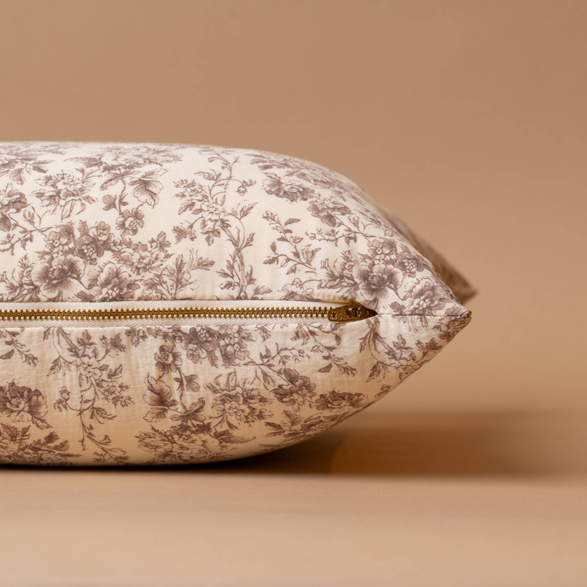 HUGO Pillow