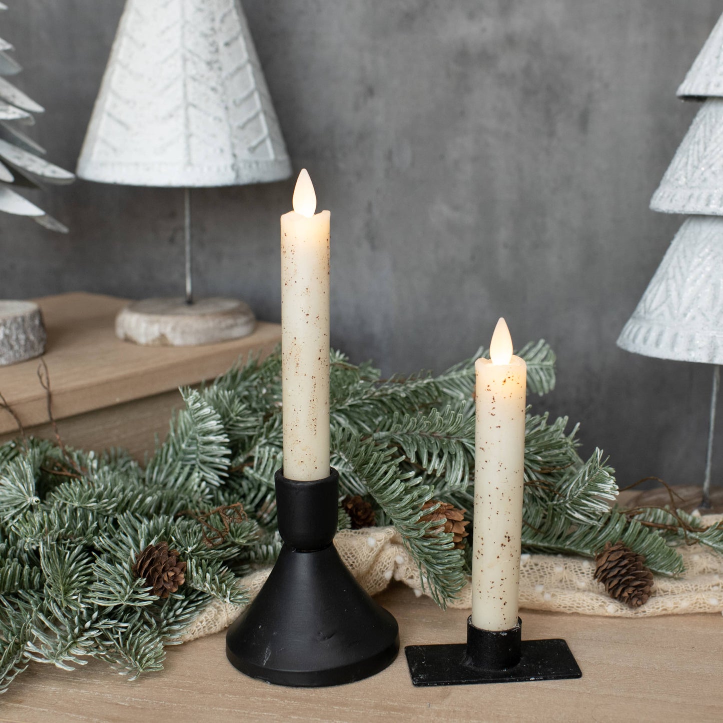 SET/ 2 - 6.75" MOVING FLAME CREAM TAPER CANDLE