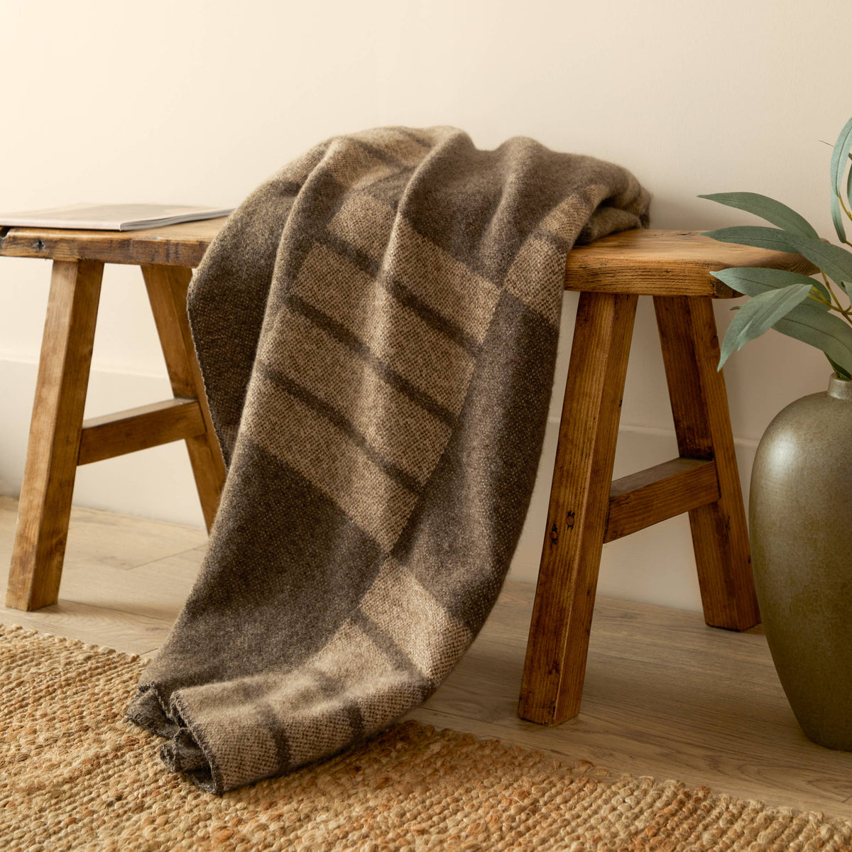 The Alder Throw