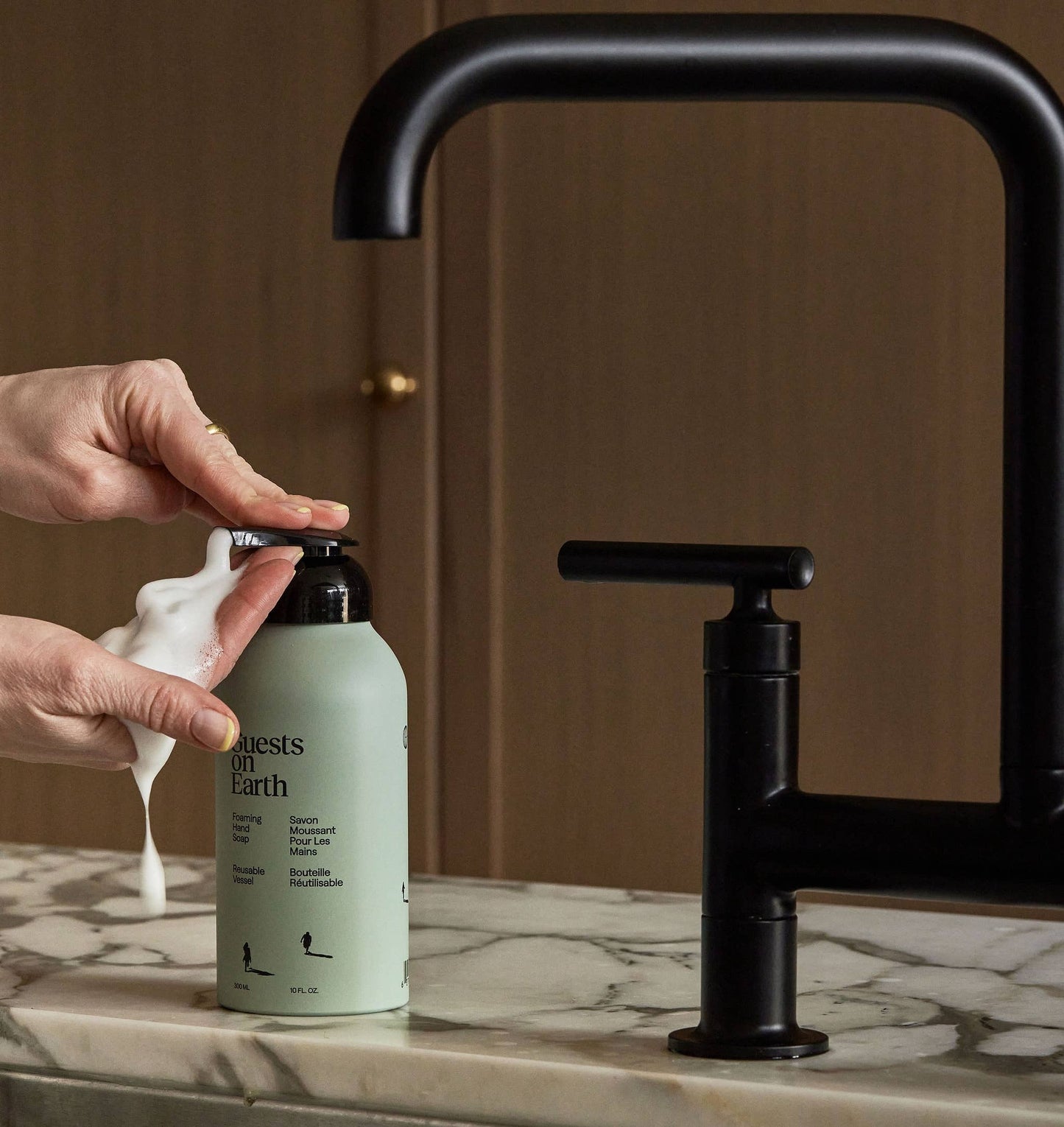 Guests On Earth Foaming Hand Soap | Citrus Oasis