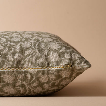 OLIVIA Pillow