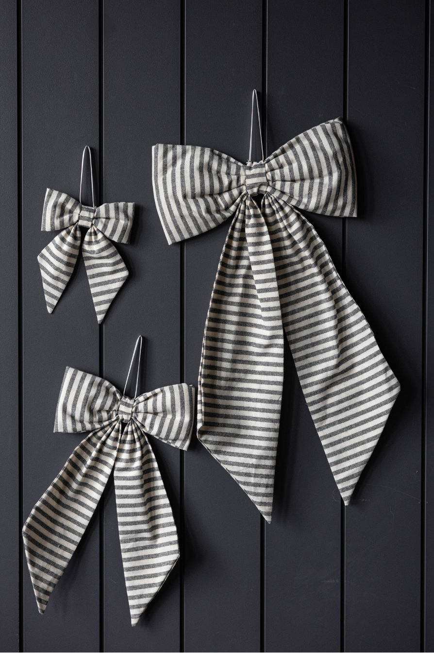 Striped Charcoal Bow Small