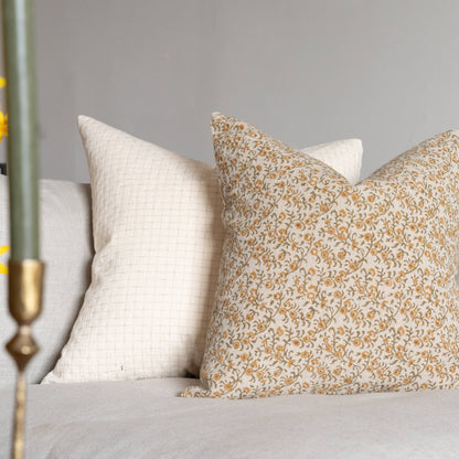 TILLIE Pillow: 20" x 20"