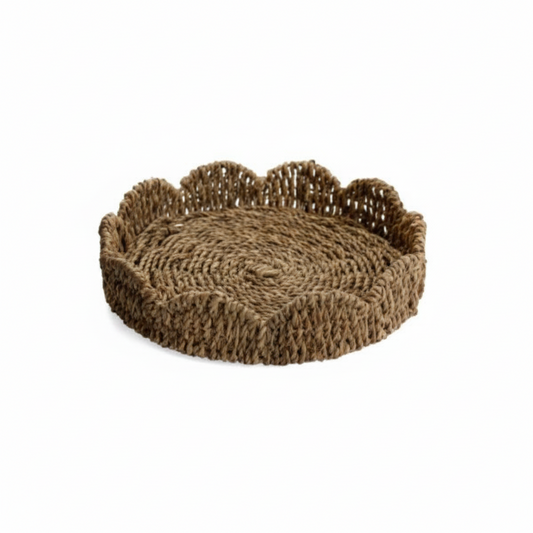 Seagrass Scalloped Tray