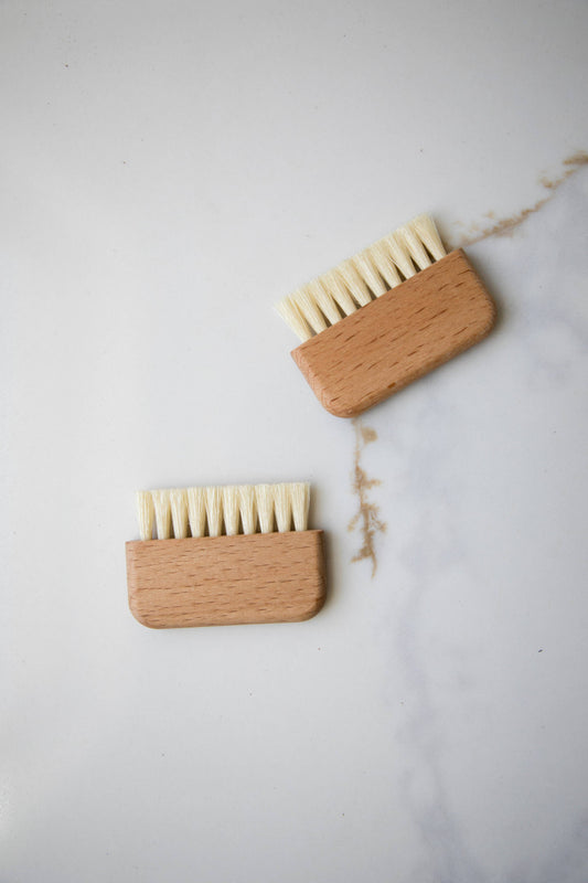 Kitchen & Garden Brush