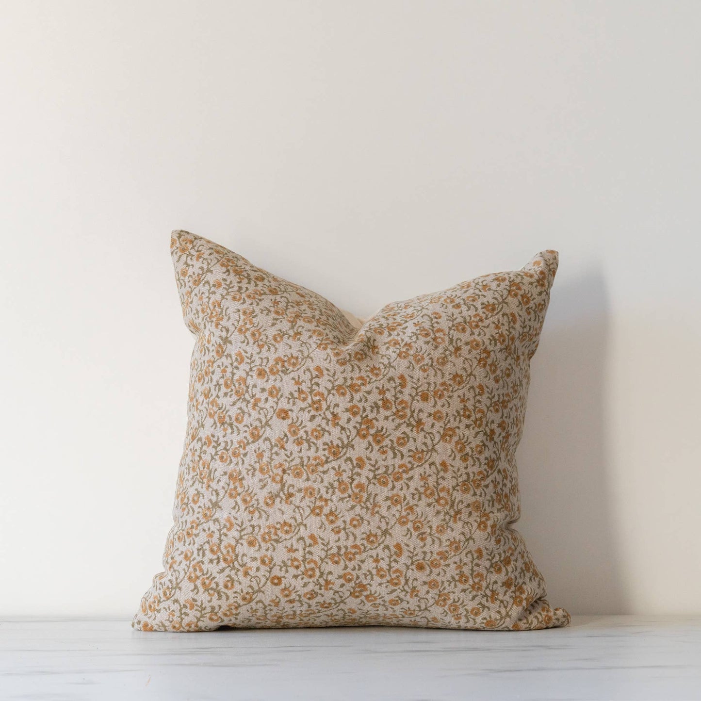 TILLIE Pillow: 20" x 20"