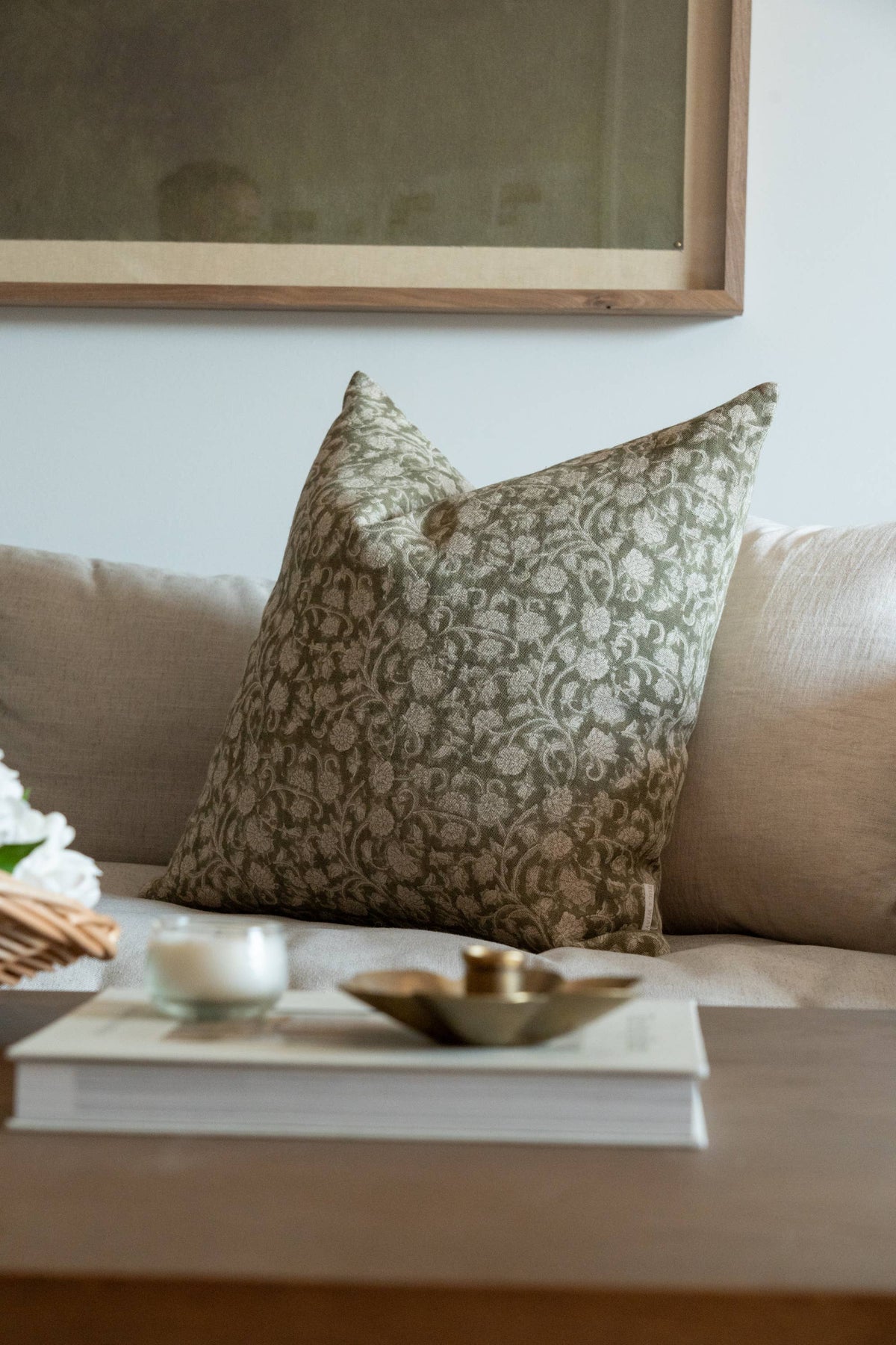 OLIVIA Pillow