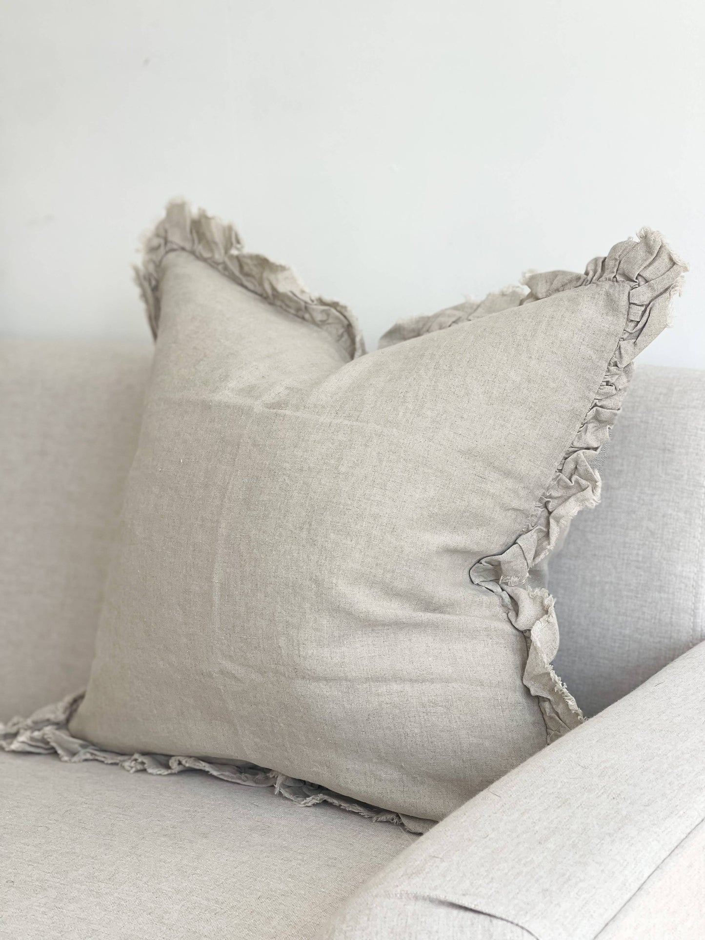 Hallie Ruffled Linen